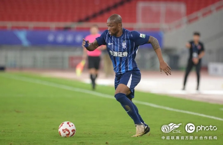 埃托奥不当行为遭禁赛罚款 喀麦隆足协宣布要上诉